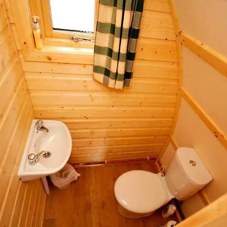 Causeway Coast Wigwams Hotel Bushmills Exterior photo